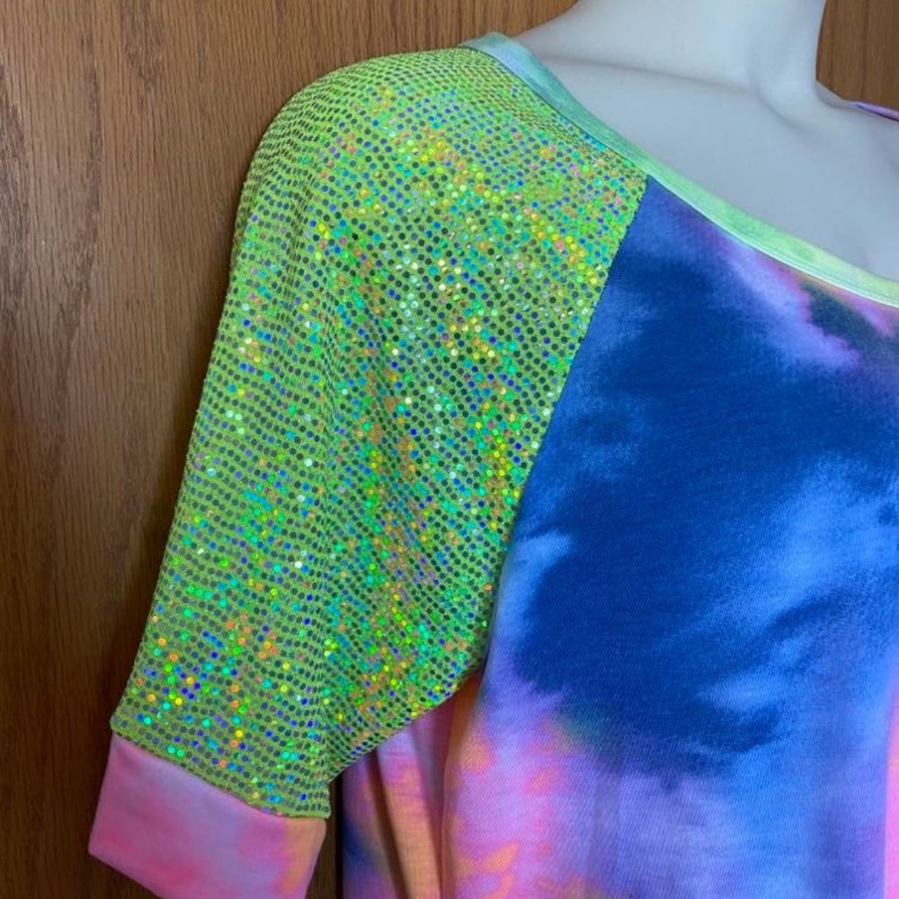 Tie Dye Shimmer Top w/ Sequins - Picture 2 of 6